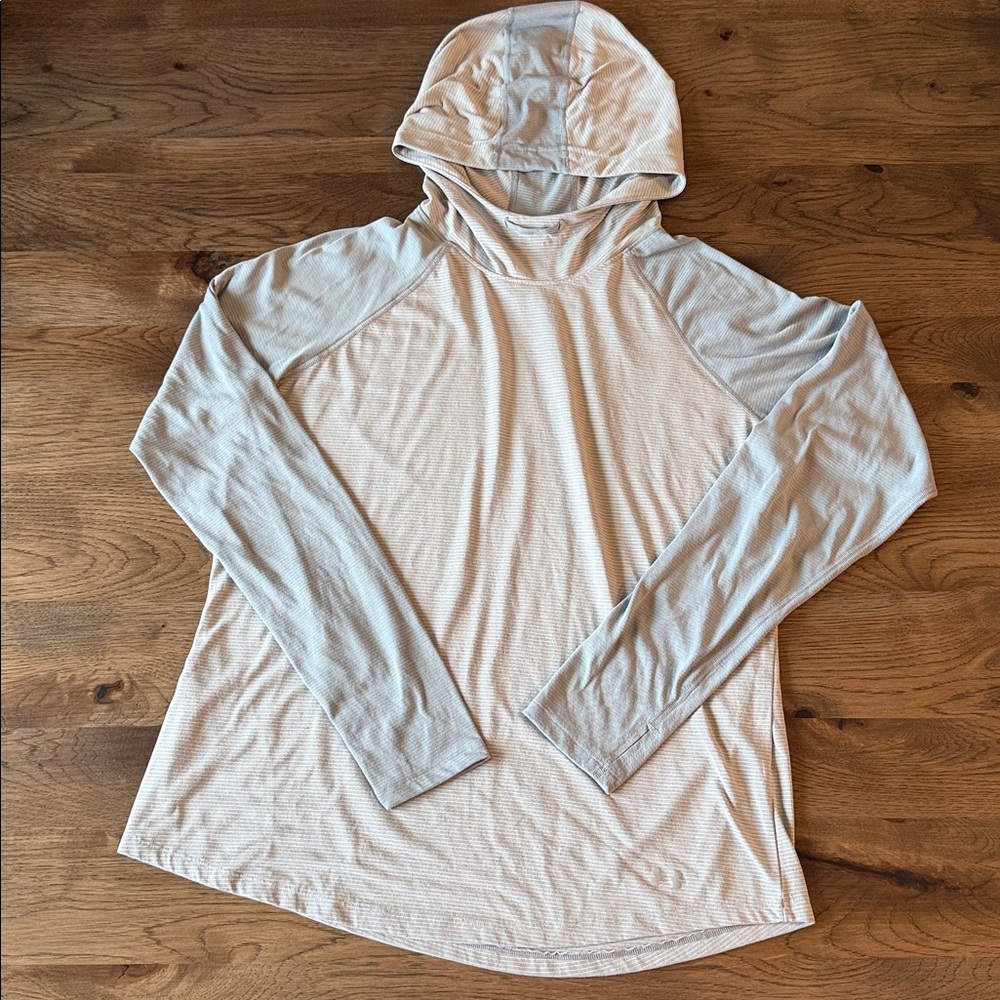 Under Armour Women's Gray Running Lightweight Hoodie